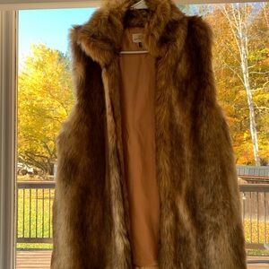Faux fur vest, OSFM-